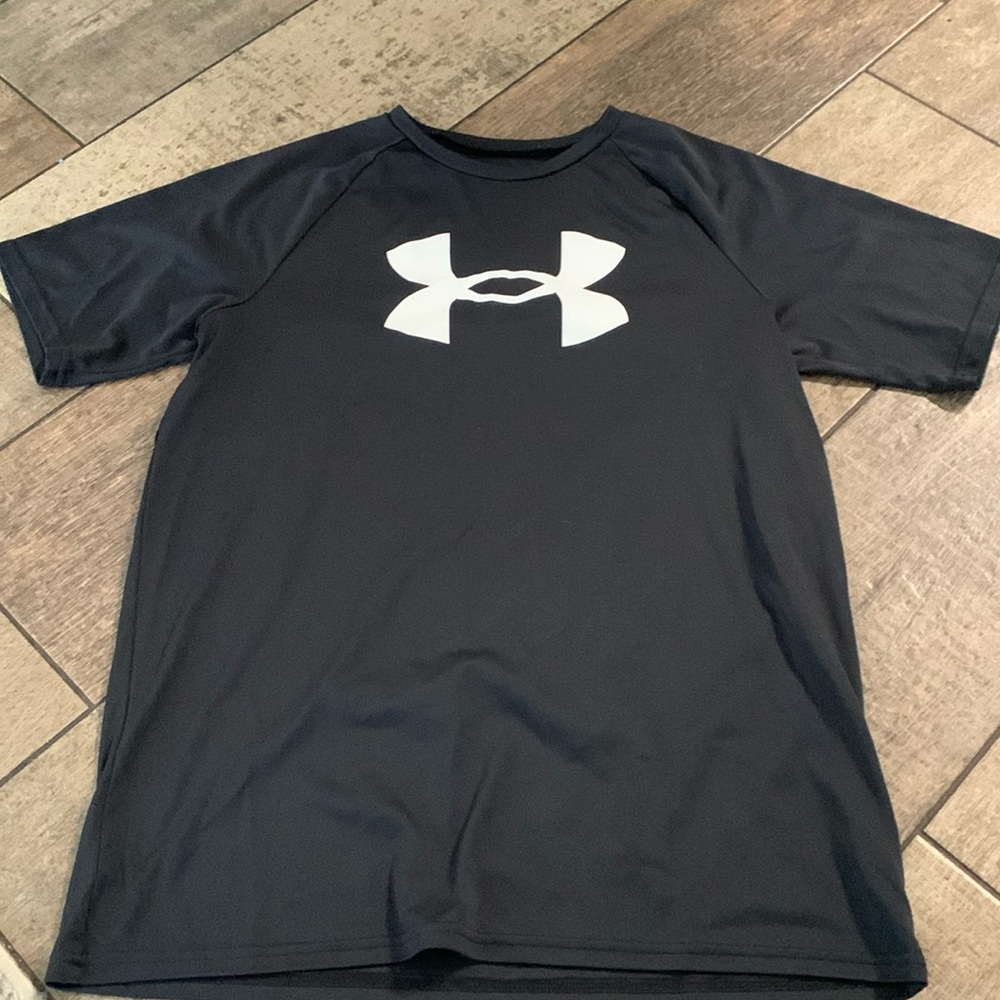 Boys Under Armour Dri-Fit tee